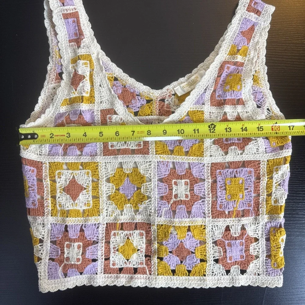 Rebellion Womens Tank Top Med Multi‎ Crochet Patchwork Granny Square Crop Boho - Picture 4 of 6
